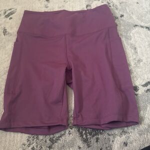 Danskin Women's Mauve Bike Shorts with pockets